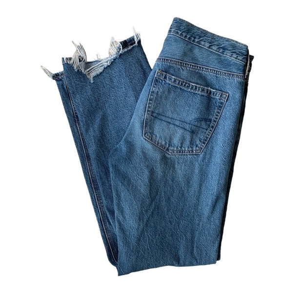 American Eagle Ripped Jeans - Picture 2 of 16